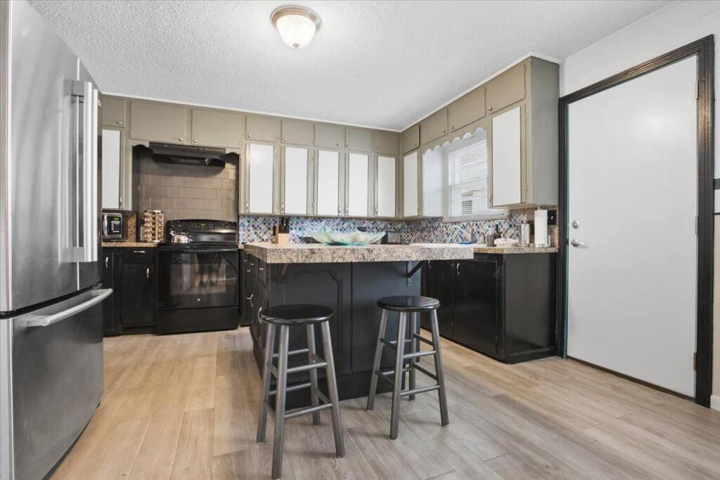 Luxury Oasis- 1 Bedroom Romantic Getaways Lubbock Exteriör bild