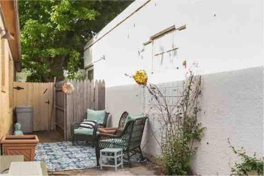 Luxury Oasis- 1 Bedroom Romantic Getaways Lubbock Exteriör bild